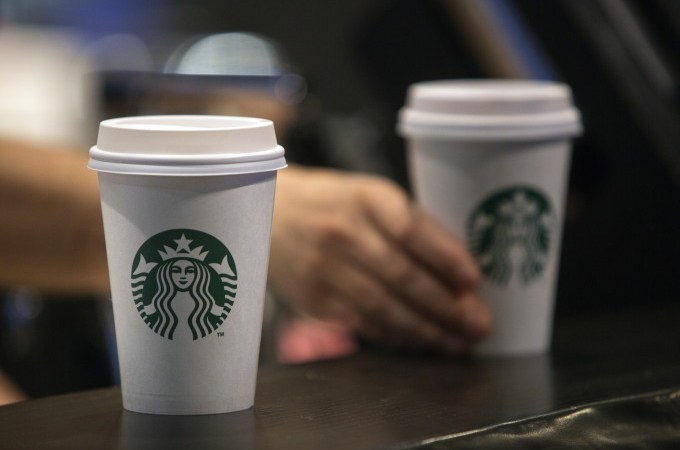 Starbucks mobile orders bring traffic jams to the pickup counter