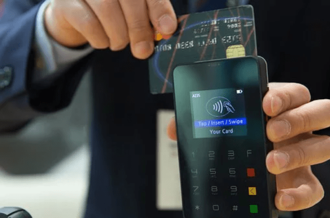 5 Easy Ways To Use E-Wallets And Cashless System Payments Without Overspending